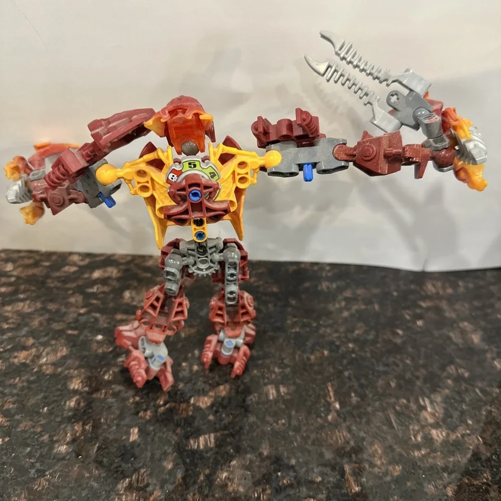 LEGO BIONICLE GLATORIAN MALUM FIRE TRIBE ACTION FIGURE ROBOT